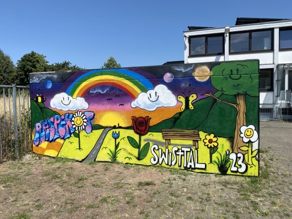 Die Spraydays-Wand in Heimerzheim, die sich in der Kölner Straße befindet.